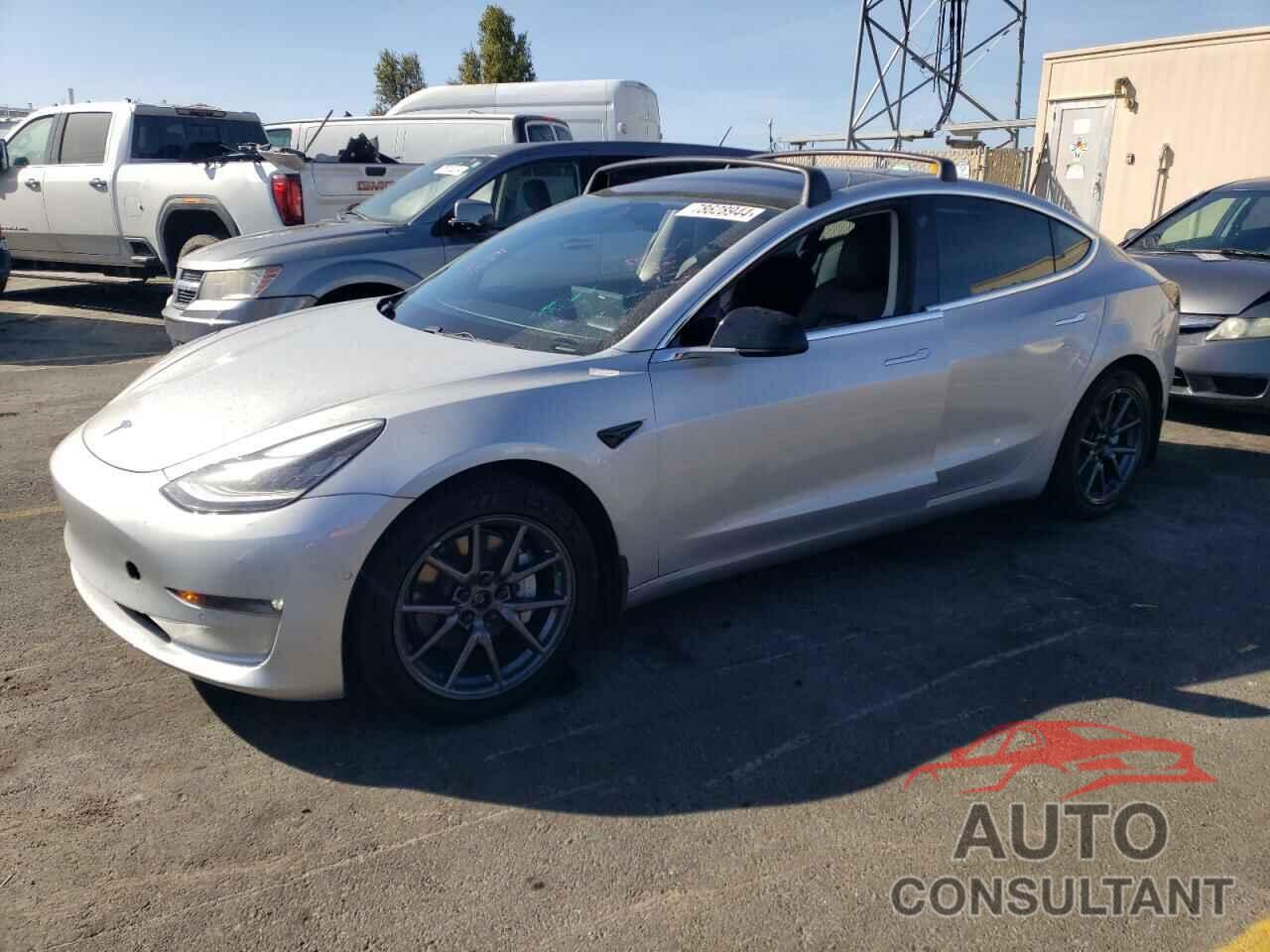 TESLA MODEL 3 2018 - 5YJ3E1EB7JF094170