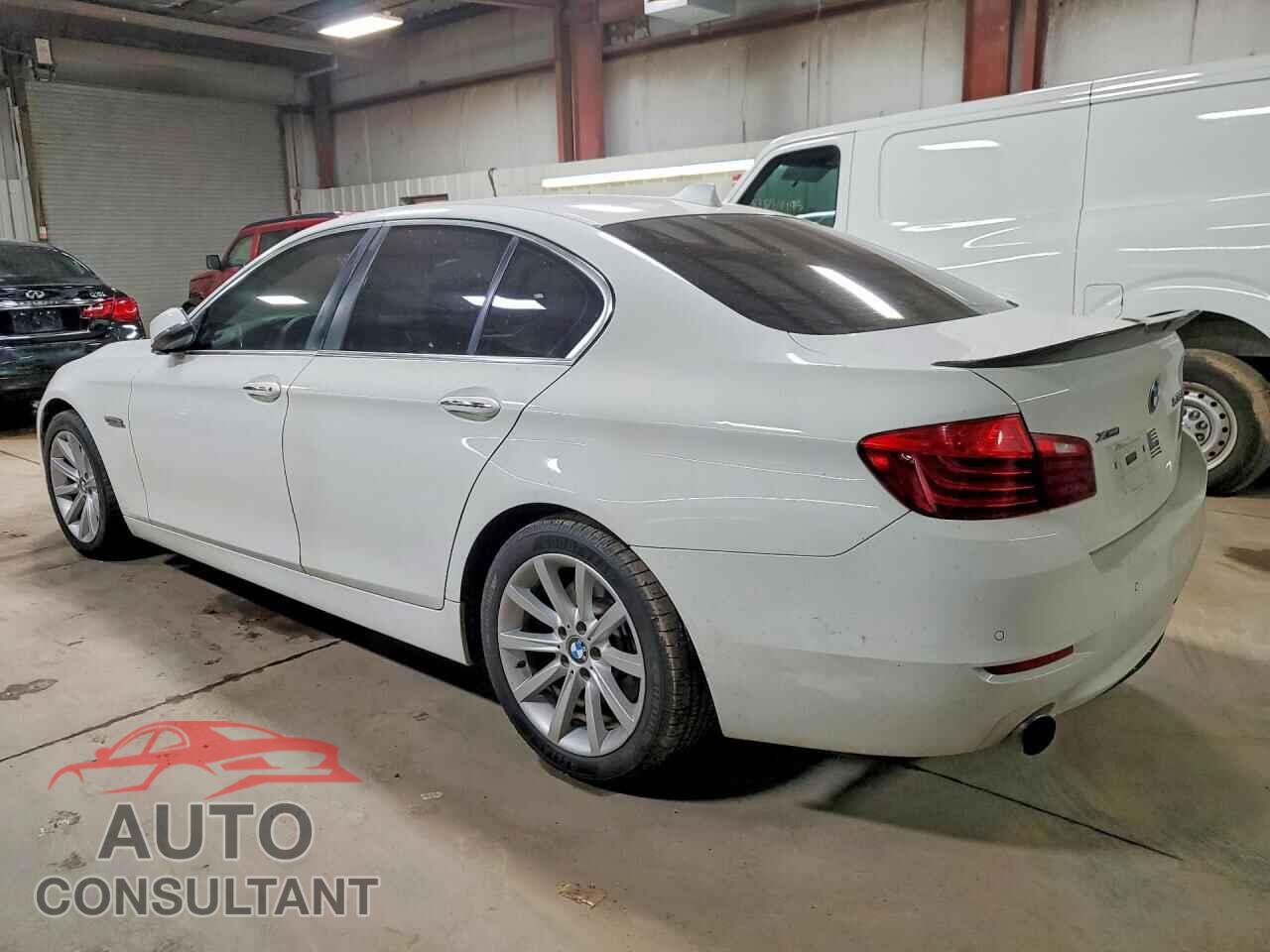 BMW 5 SERIES 2014 - WBA5B3C52ED532470