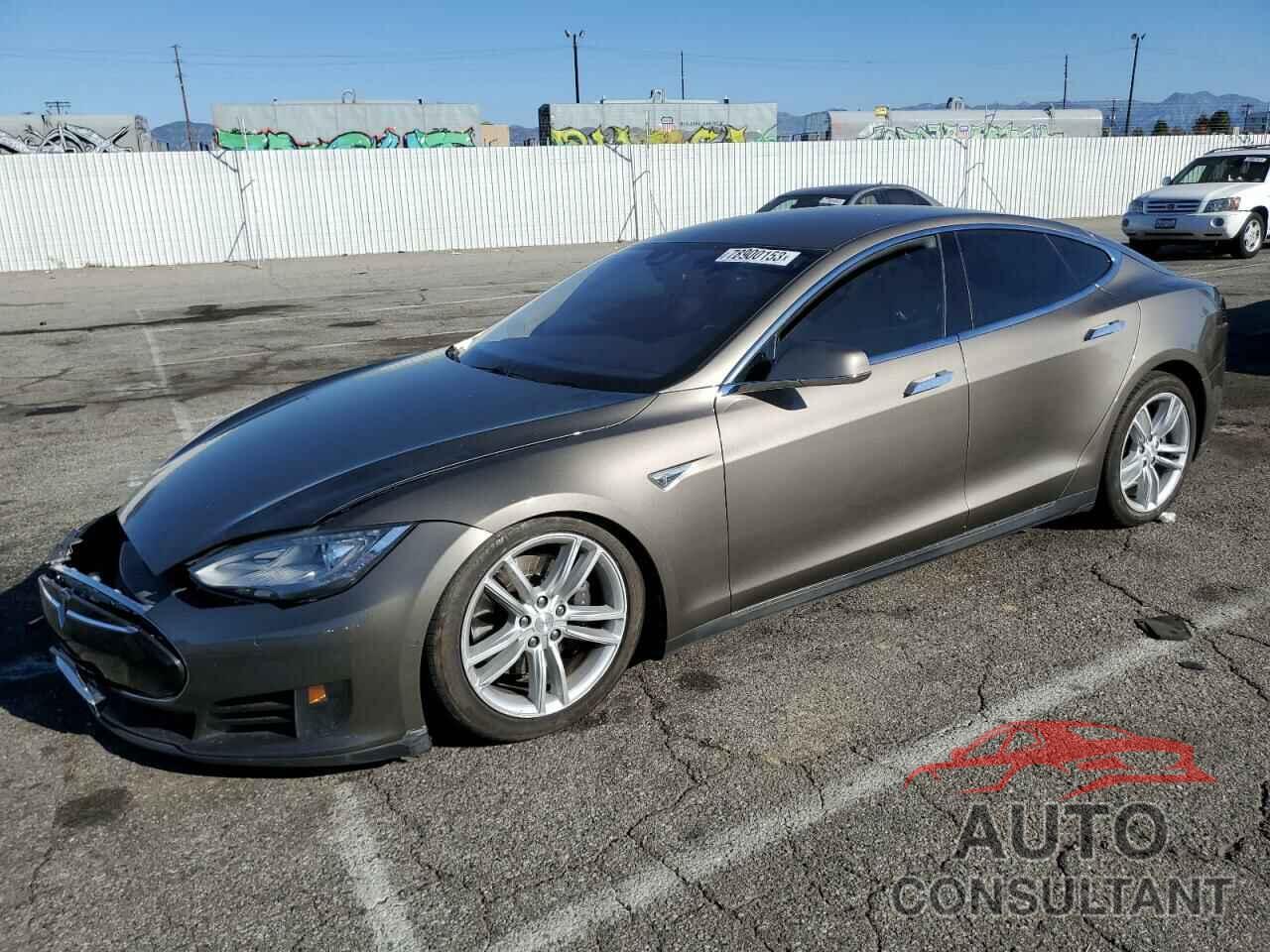 TESLA MODEL S 2016 - 5YJSA1E15GF136326