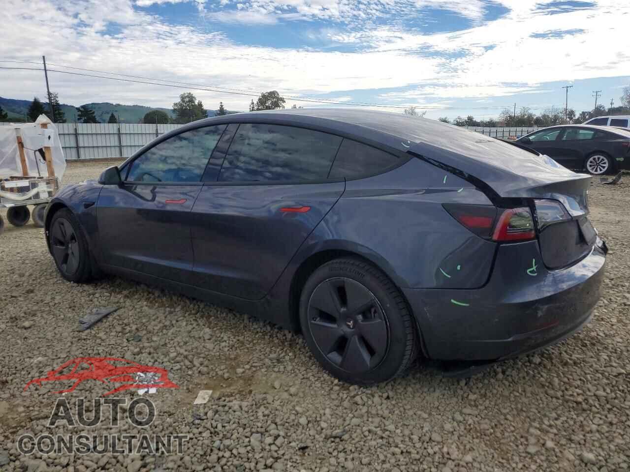 TESLA MODEL 3 2023 - 5YJ3E1EA5PF409290