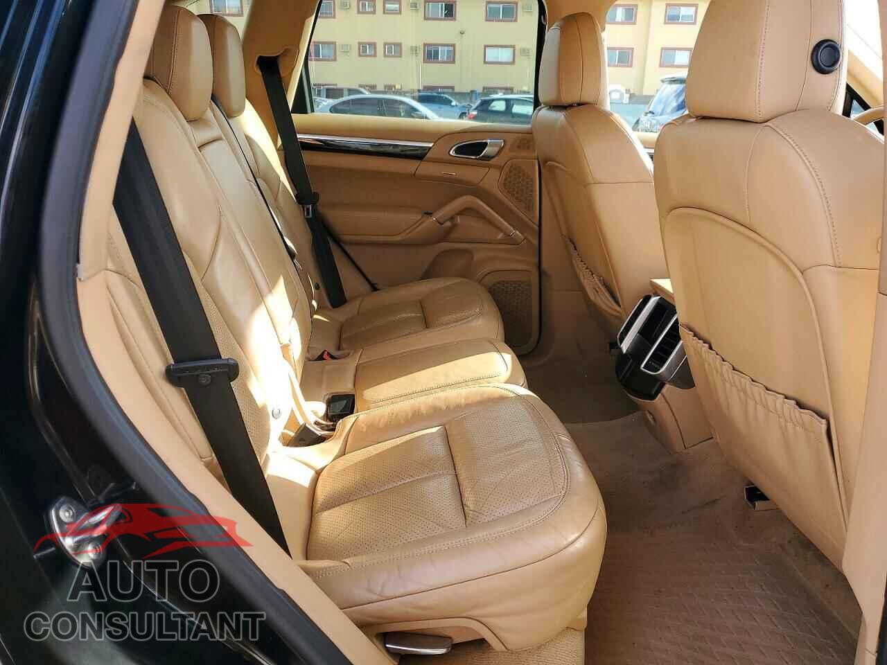 PORSCHE CAYENNE 2016 - WP1AA2A22GLA06306