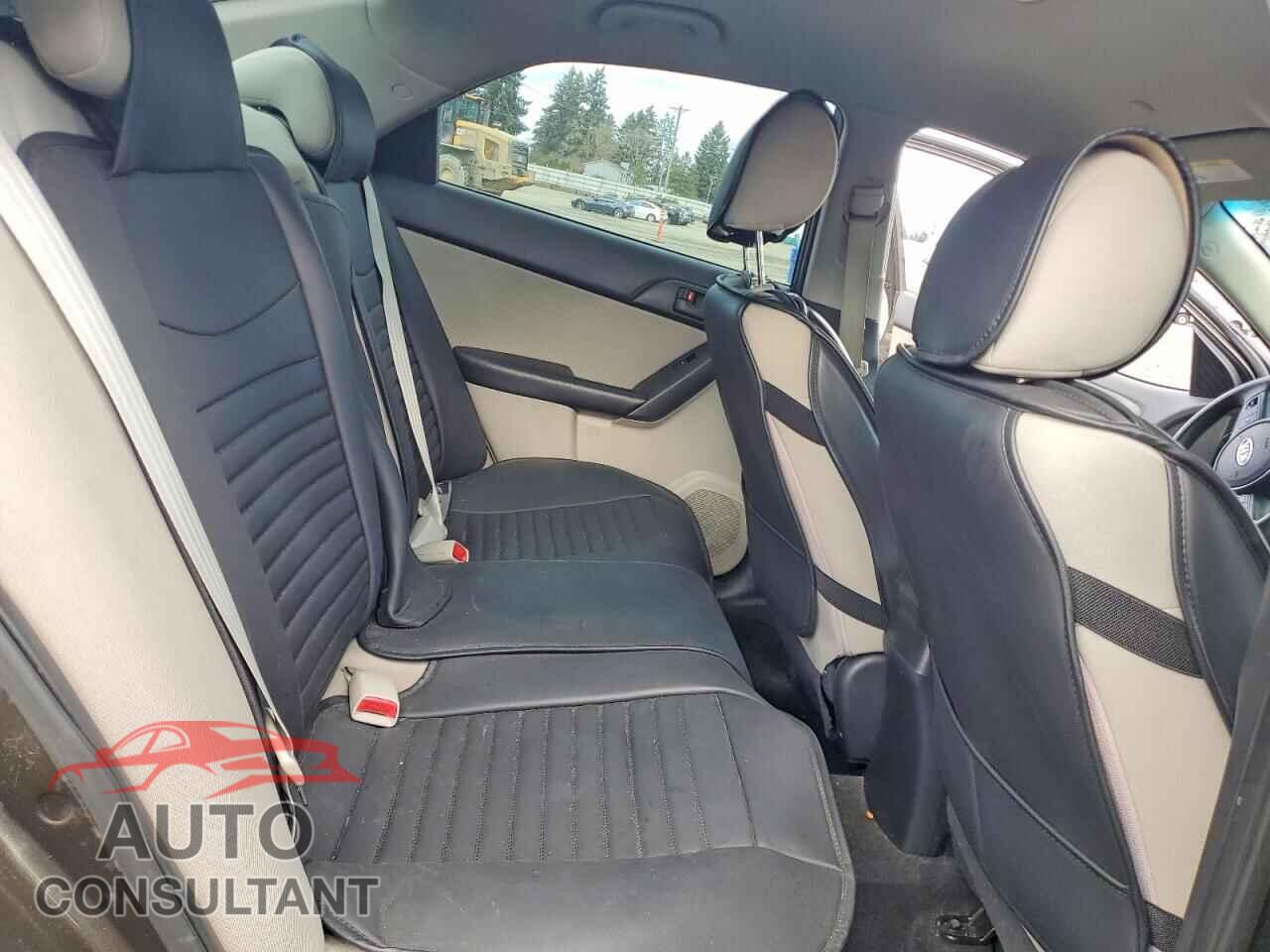 KIA FORTE 2011 - KNAFU4A27B5450737