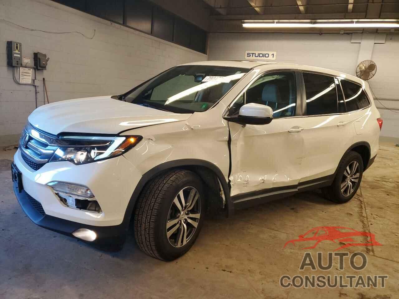 HONDA PILOT 2018 - 5FNYF6H61JB014313