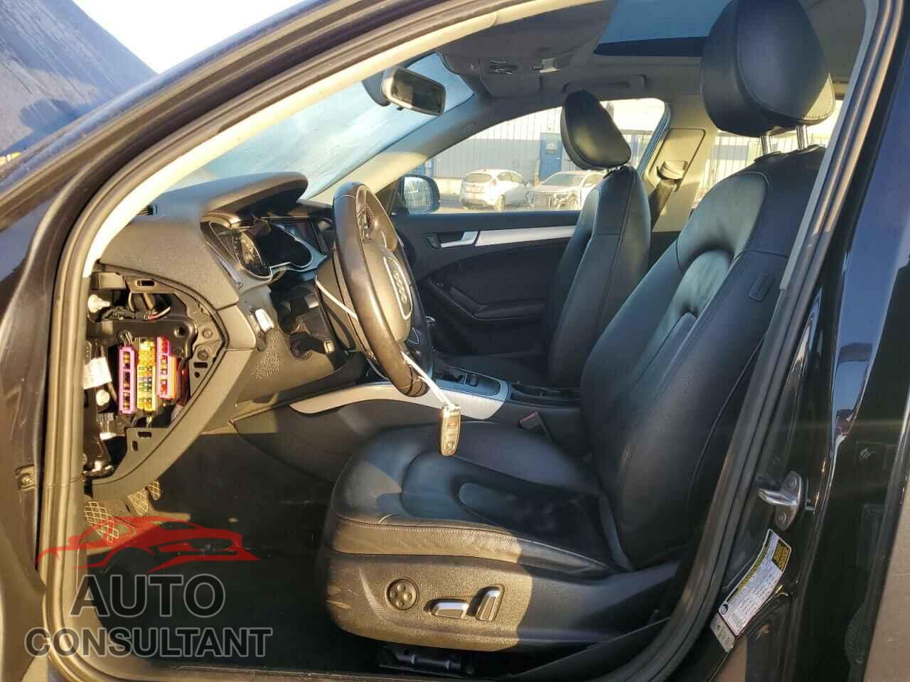 AUDI A4 2013 - WAUDFAFLXDN044164