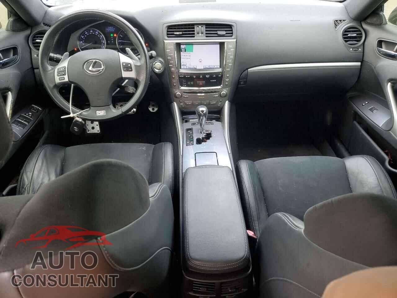 LEXUS IS 2011 - JTHBF5C23B5156023
