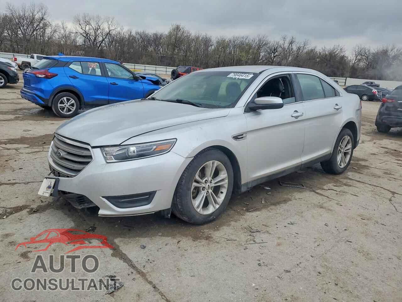 FORD TAURUS 2018 - 1FAHP2E85JG134252