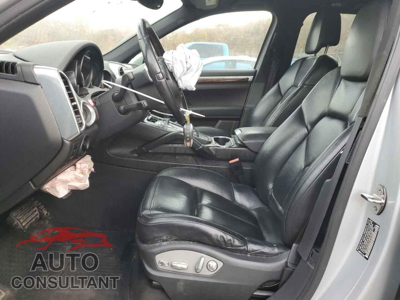 PORSCHE CAYENNE 2012 - WP1AA2A21CLA10258