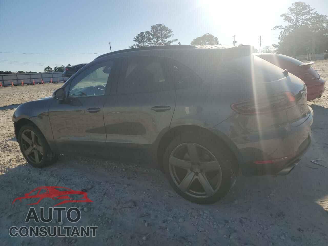 PORSCHE MACAN 2015 - WP1AB2A58FLB66132