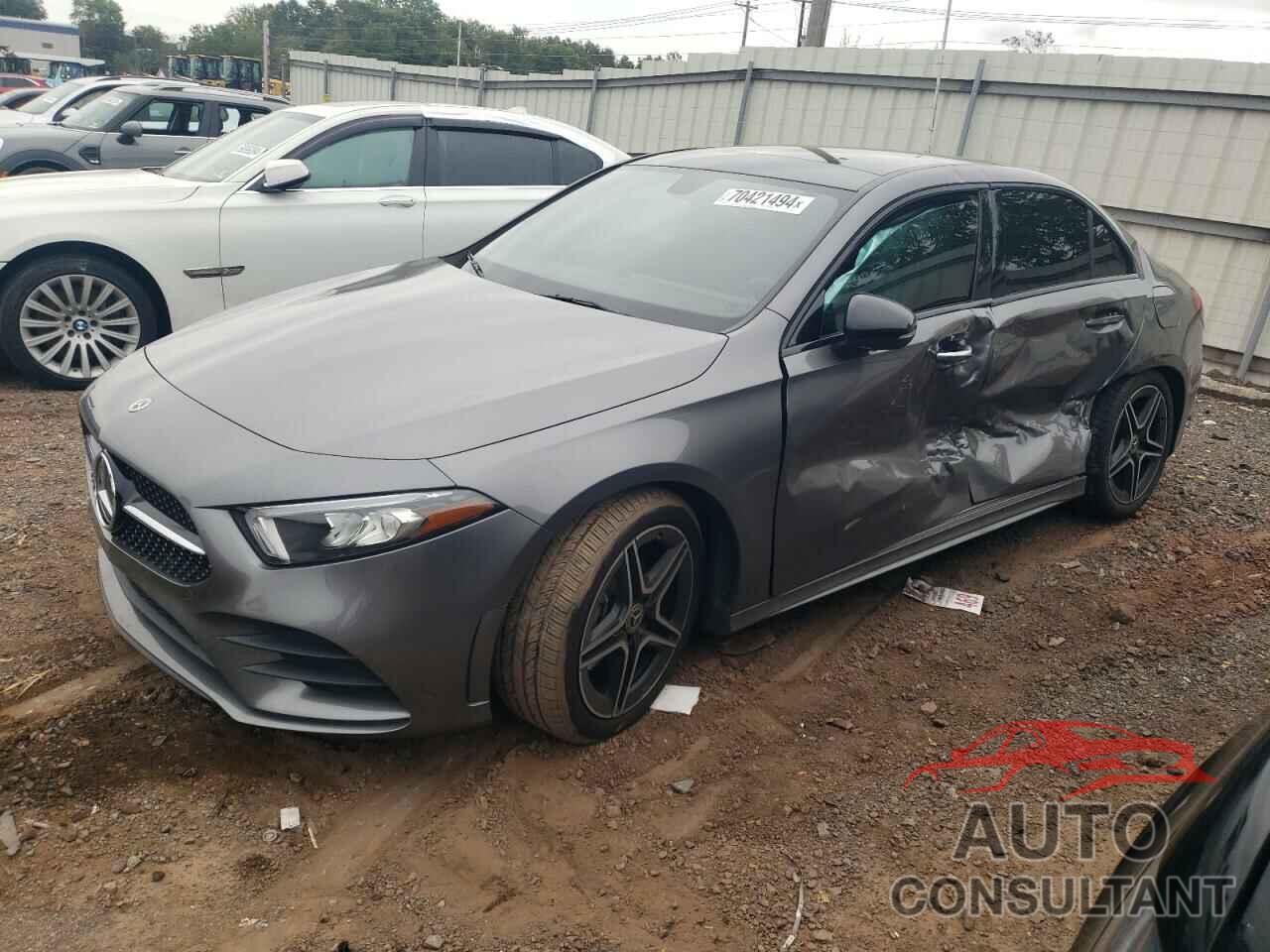 MERCEDES-BENZ A-CLASS 2022 - W1K3G4FBXNJ342135