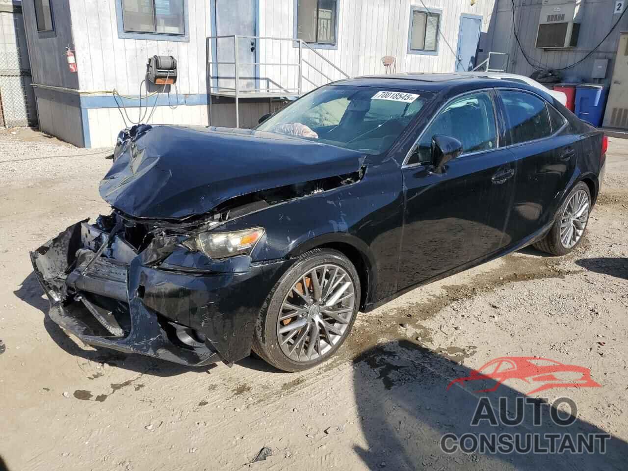 LEXUS IS 2015 - JTHBF1D29F5050902