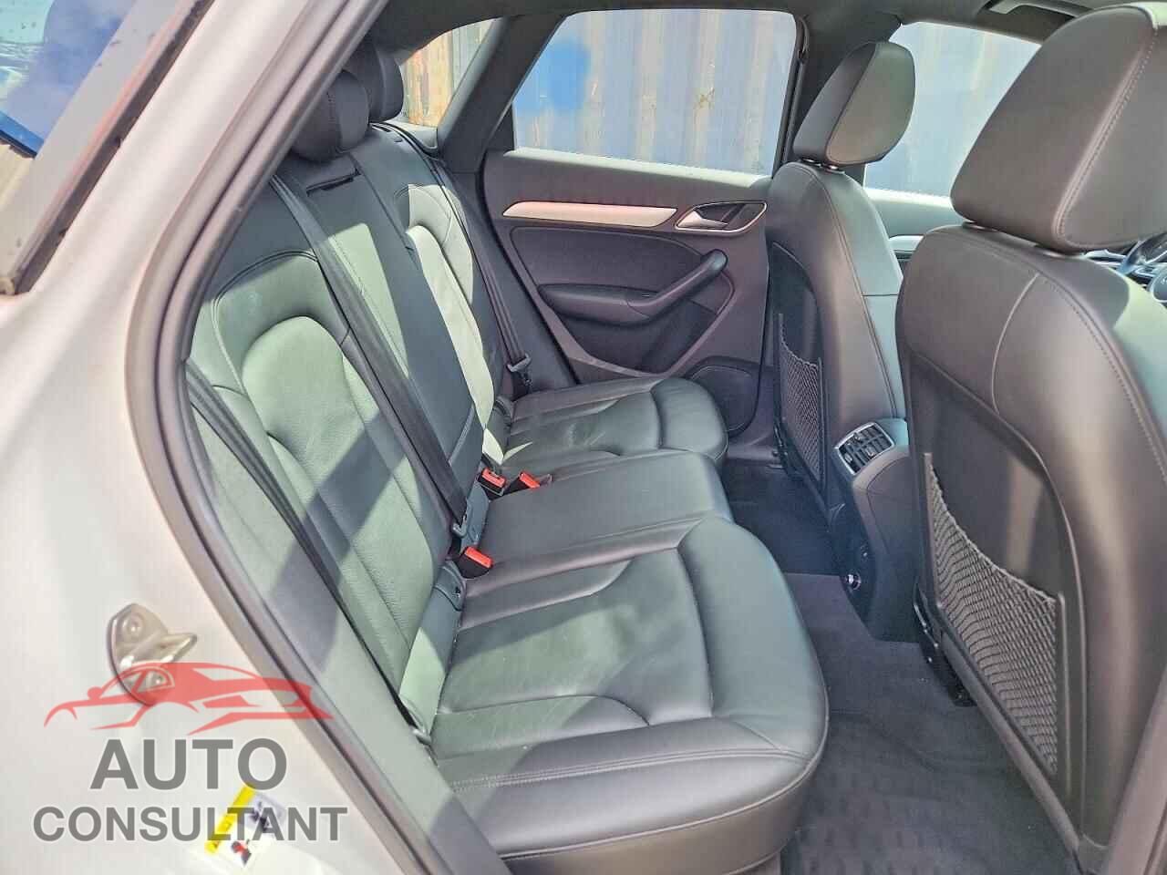 AUDI Q3 2016 - WA1EFCFS5GR021733