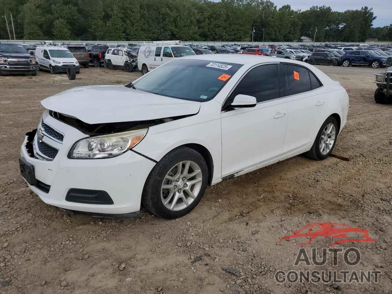 CHEVROLET MALIBU 2013 - 1G11D5RR1DF108873