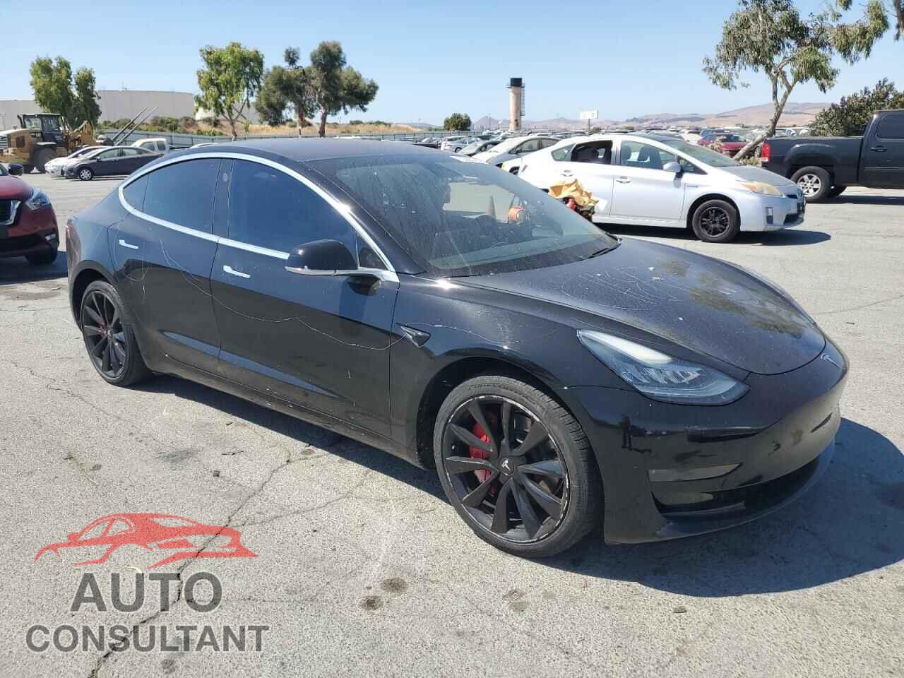 TESLA MODEL 3 2018 - 5YJ3E1EA0JF060868