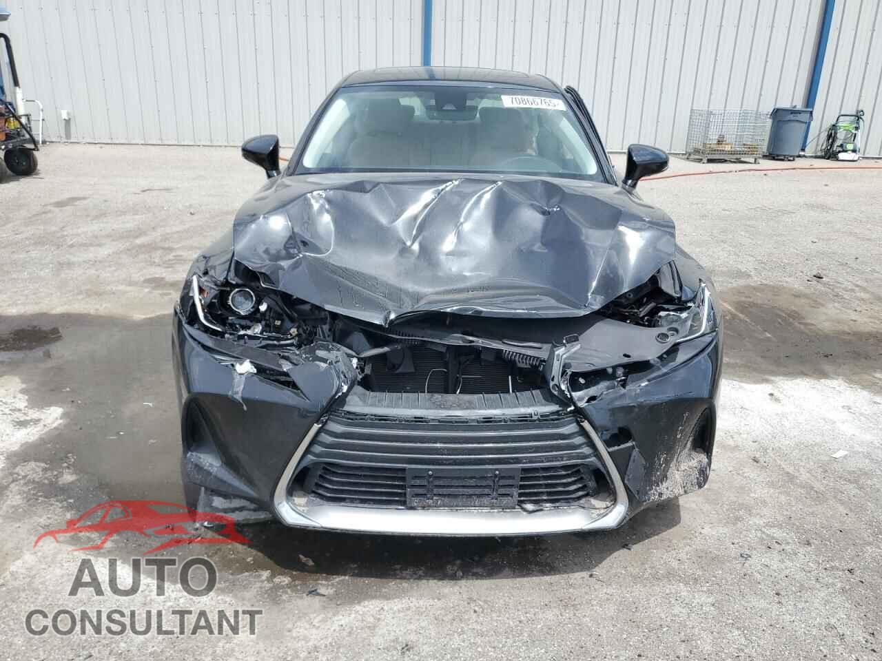 LEXUS IS 2019 - JTHBA1D25K5097532