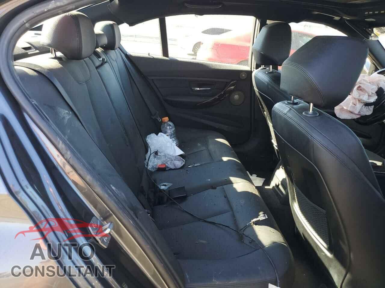 BMW 3 SERIES 2013 - WBA3A9C50DF475444