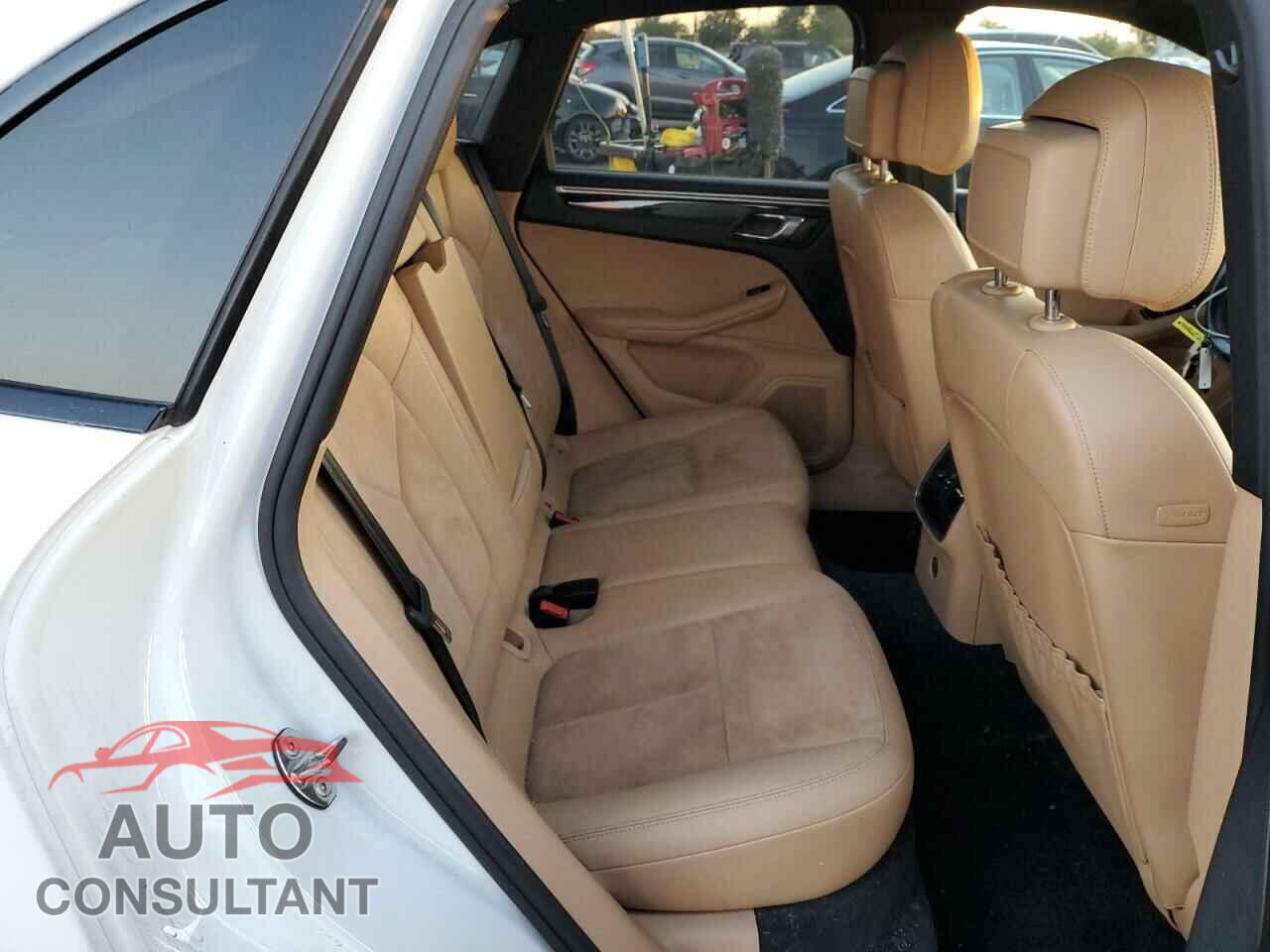 PORSCHE MACAN 2017 - WP1AB2A59HLB18187