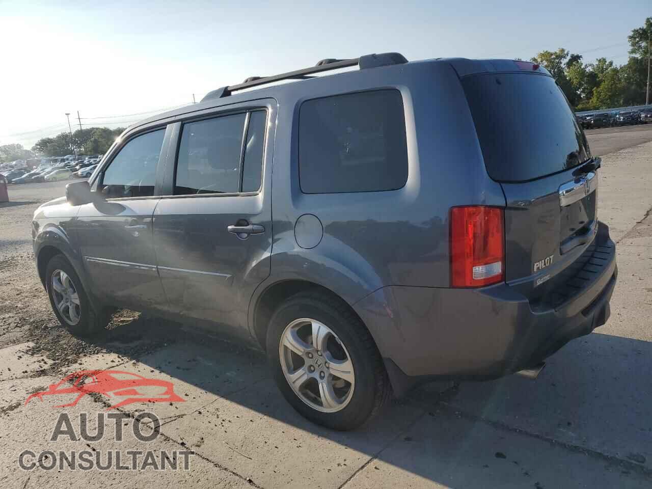 HONDA PILOT 2015 - 5FNYF4H47FB054809