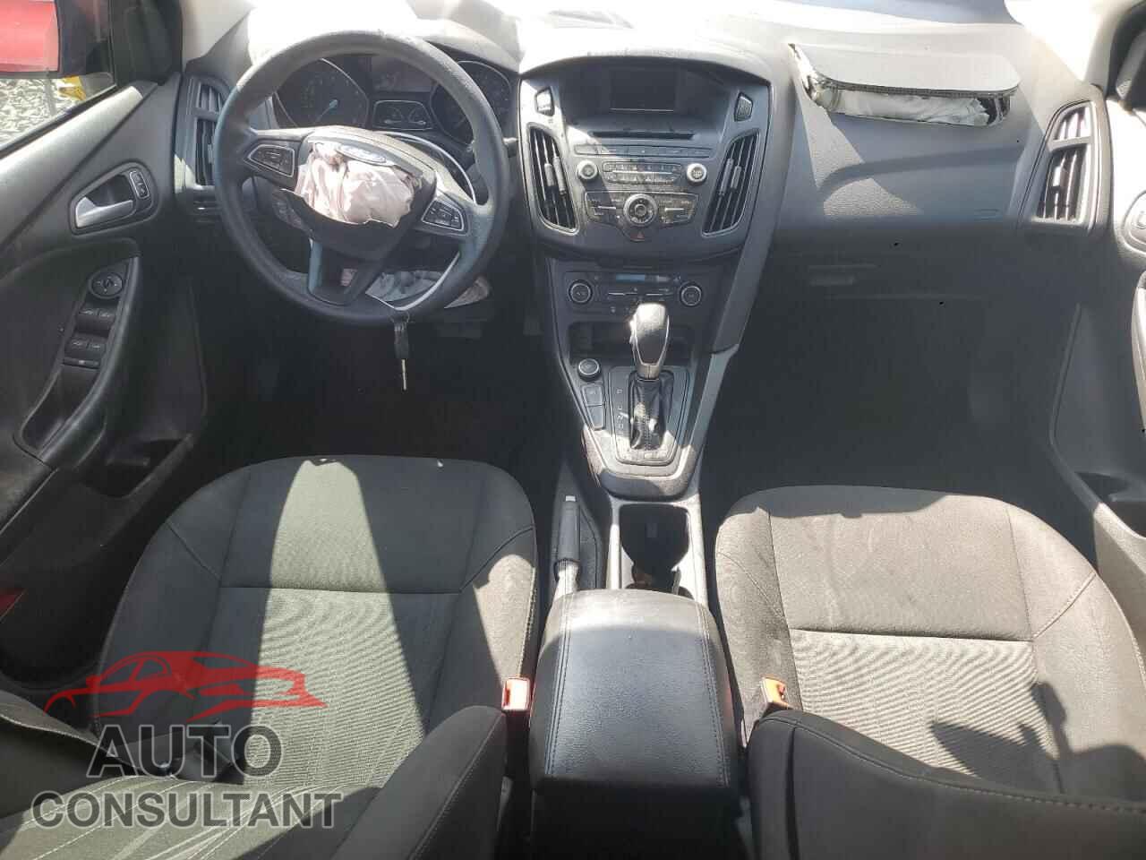 FORD FOCUS 2017 - 1FADP3FE3HL316994