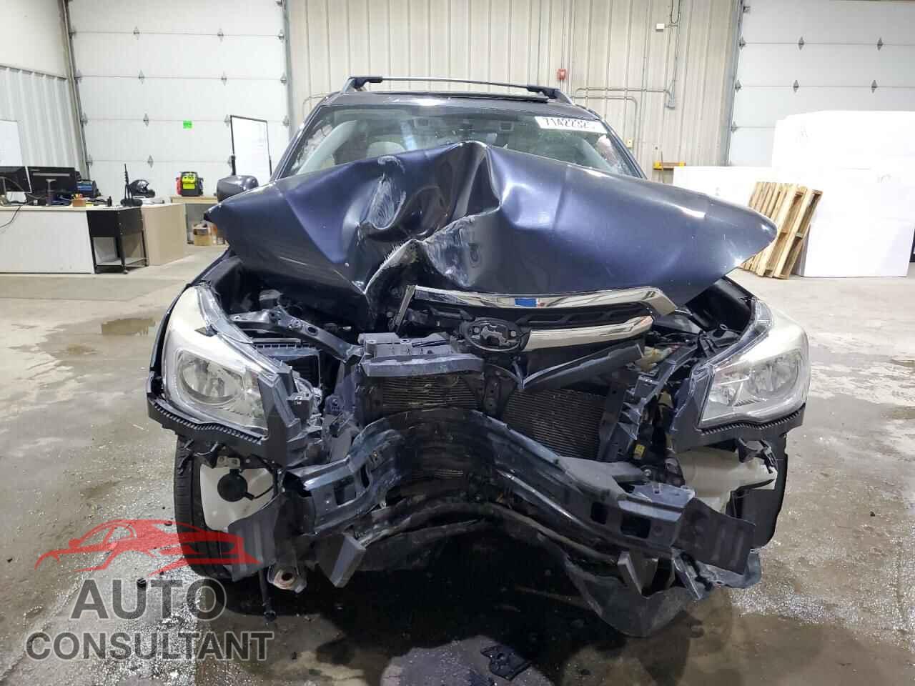 SUBARU FORESTER 2018 - JF2SJAGC0JH488401