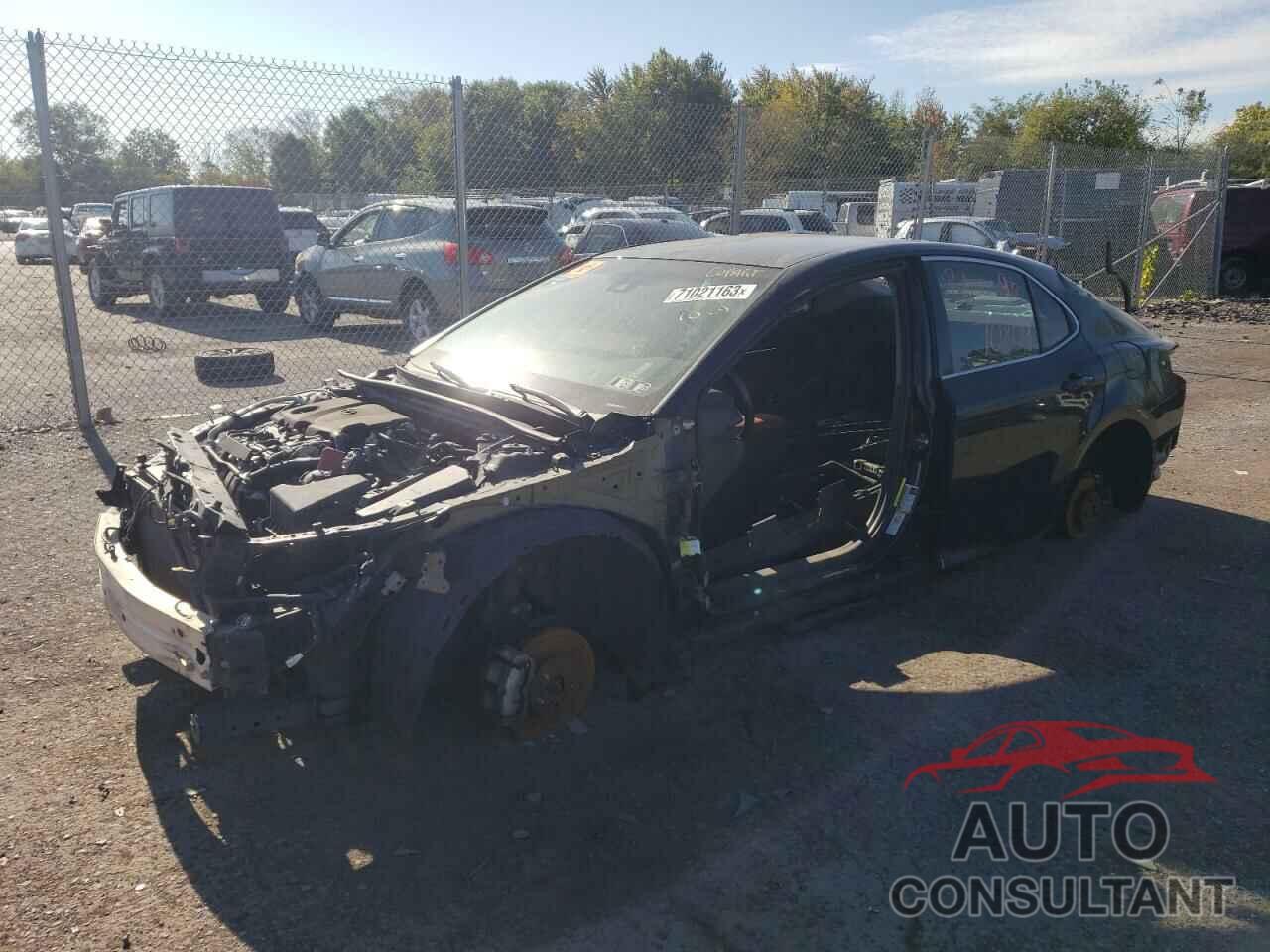 TOYOTA CAMRY 2018 - 4T1B61HK9JU118993