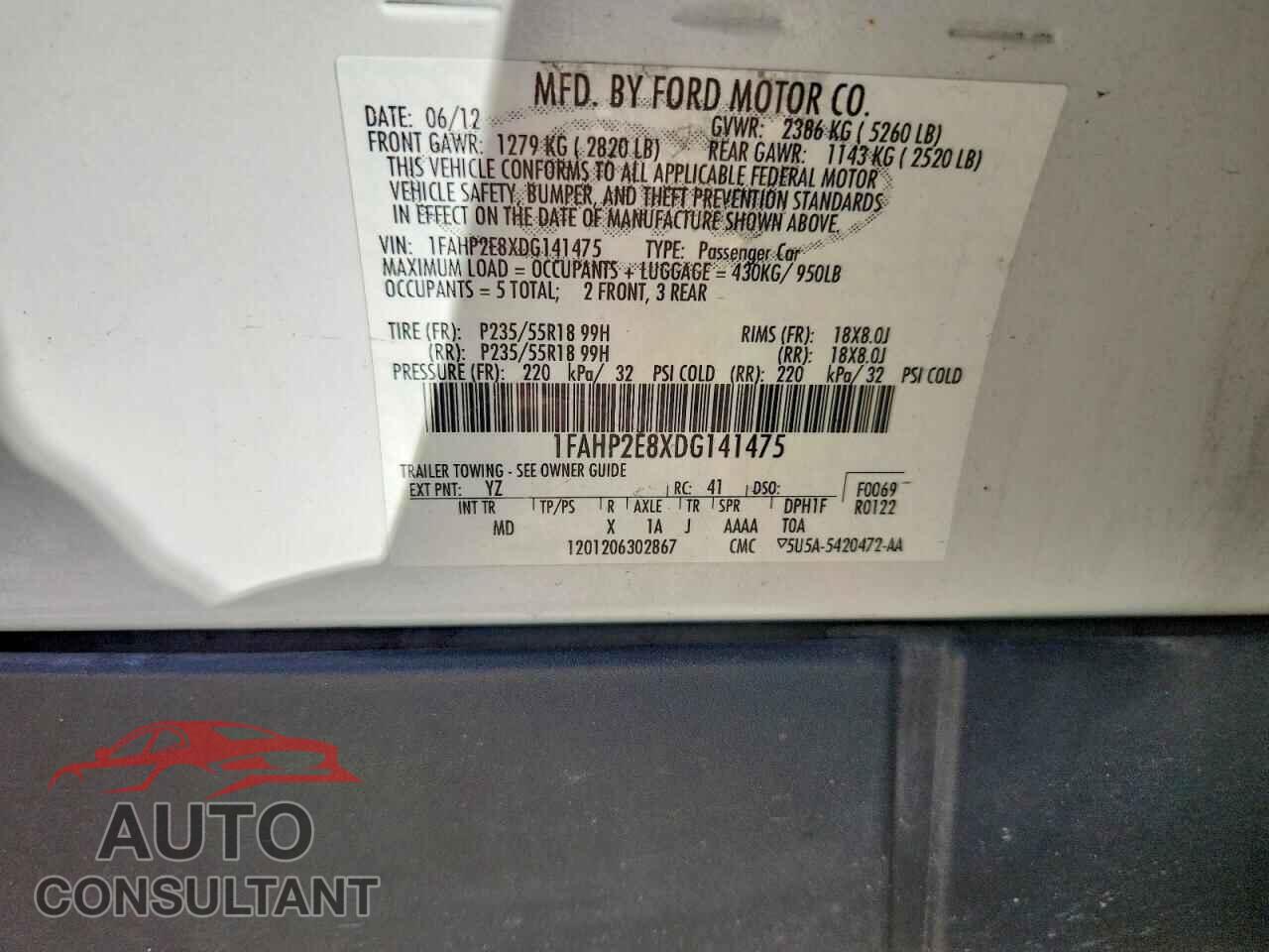 FORD TAURUS 2013 - 1FAHP2E8XDG141475
