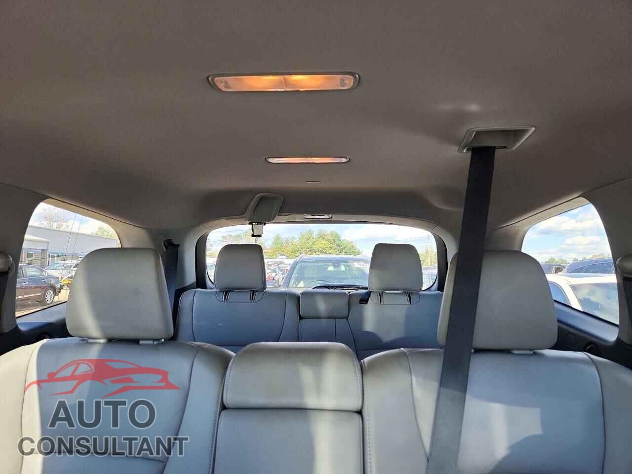 HONDA PILOT 2017 - 5FNYF6H57HB007738