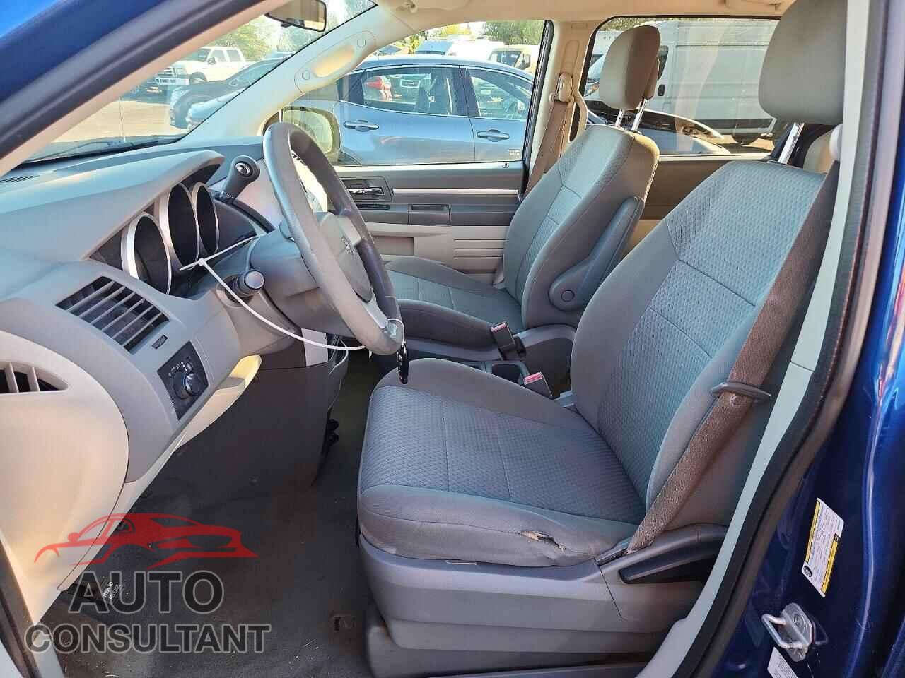 DODGE CARAVAN 2010 - 2D4RN4DE5AR363121