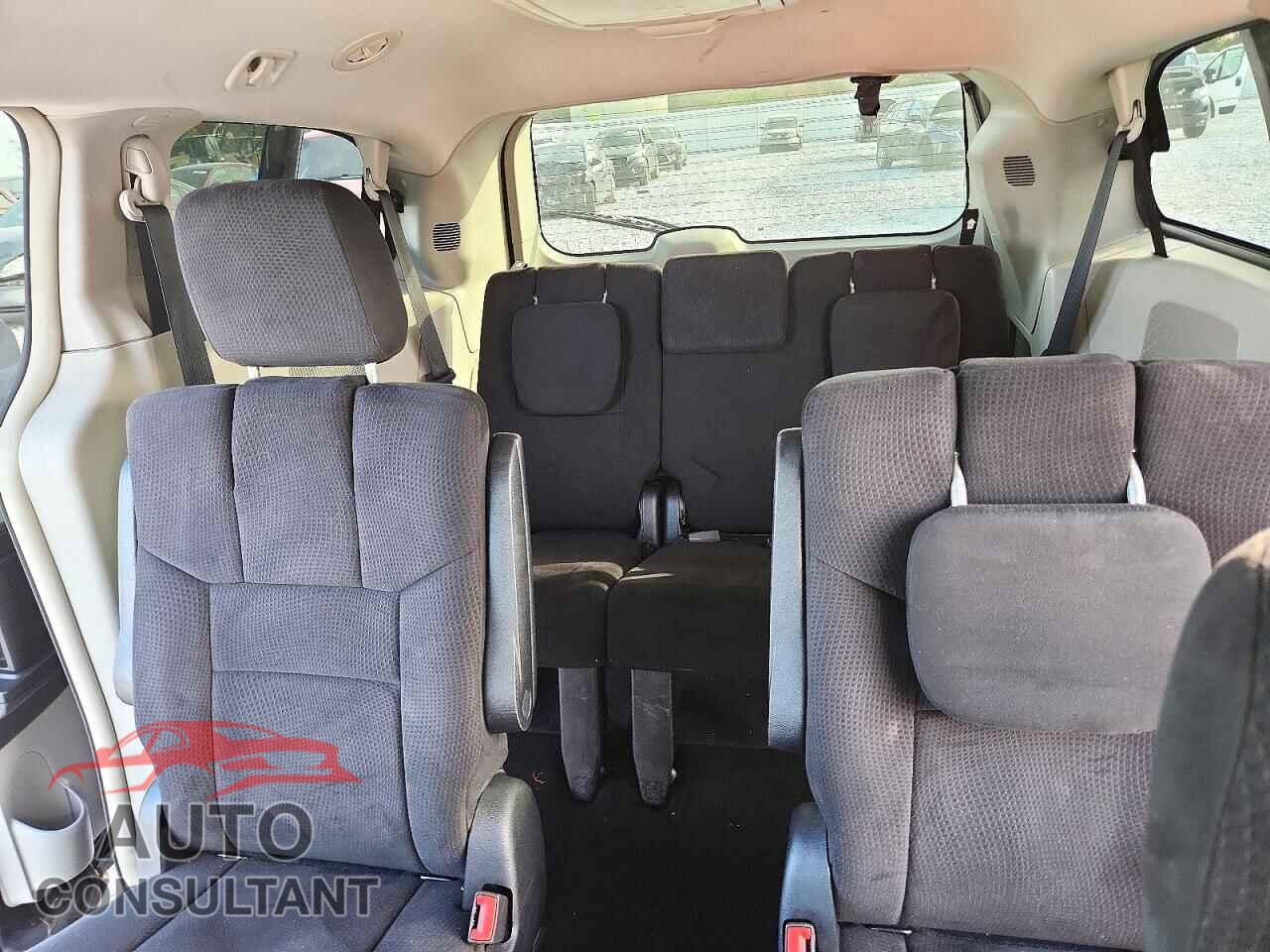 DODGE CARAVAN 2011 - 2D4RN5DG3BR733068