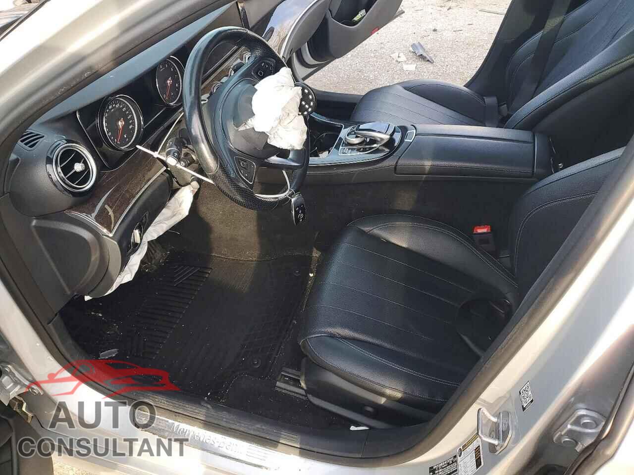MERCEDES-BENZ E-CLASS 2018 - WDDZF4KB3JA373546