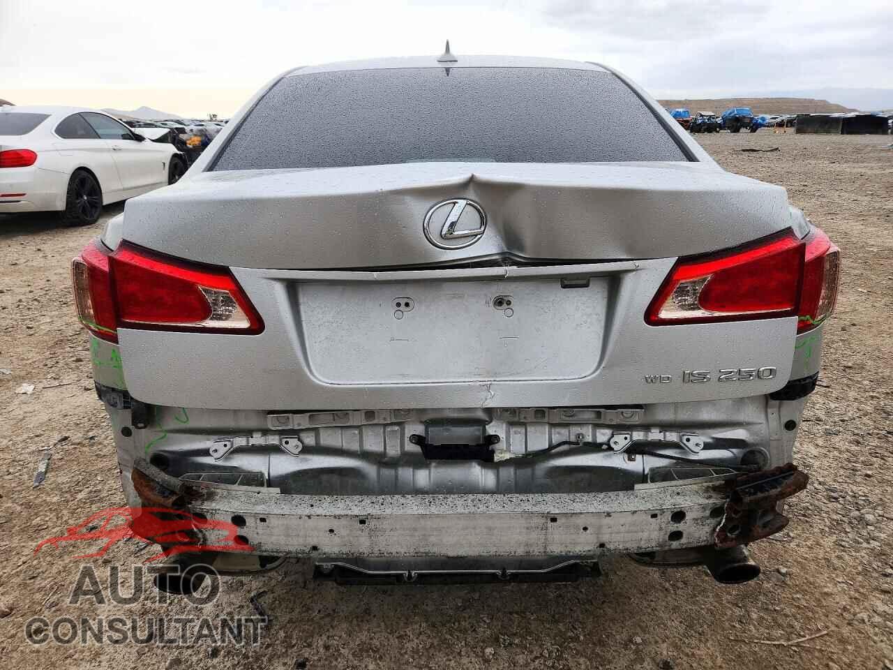 LEXUS IS 2012 - JTHCF5C29C5056109
