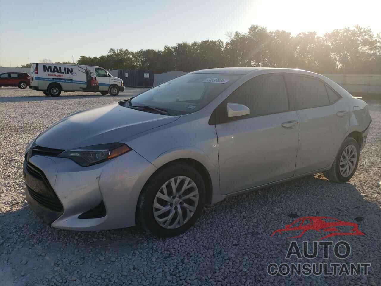 TOYOTA COROLLA 2019 - 5YFBURHE0KP922116