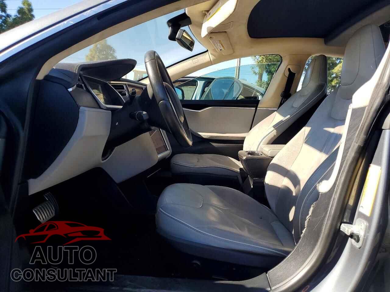 TESLA MODEL S 2013 - 5YJSA1CP8DFP14731