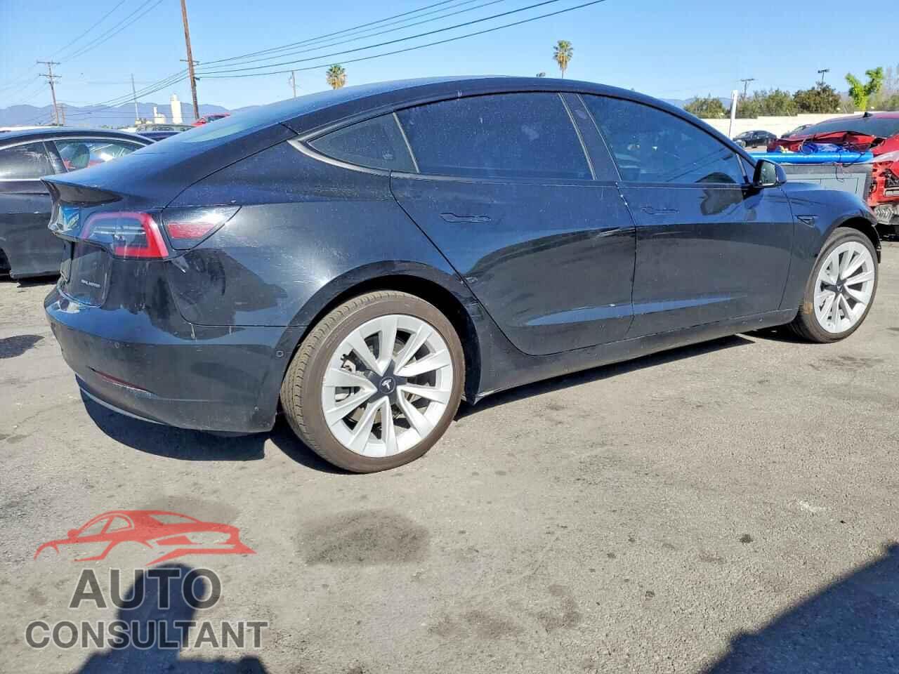 TESLA MODEL 3 2021 - 5YJ3E1EB0MF072404