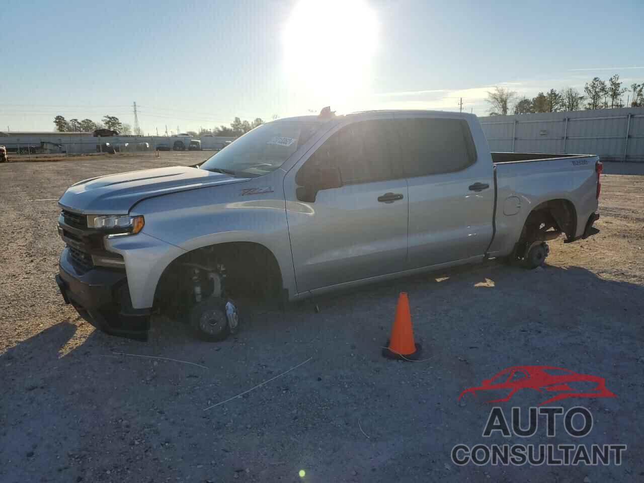 CHEVROLET SILVERADO 2022 - 1GCPYFEL5NZ230861