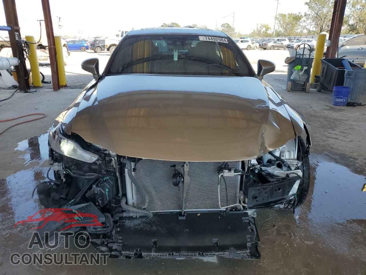 LEXUS IS 2018 - JTHBA1D27J5069665