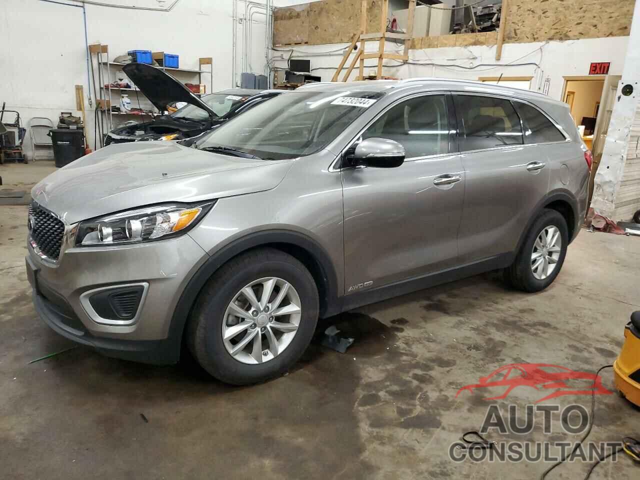 KIA SORENTO 2018 - 5XYPGDA53JG392690