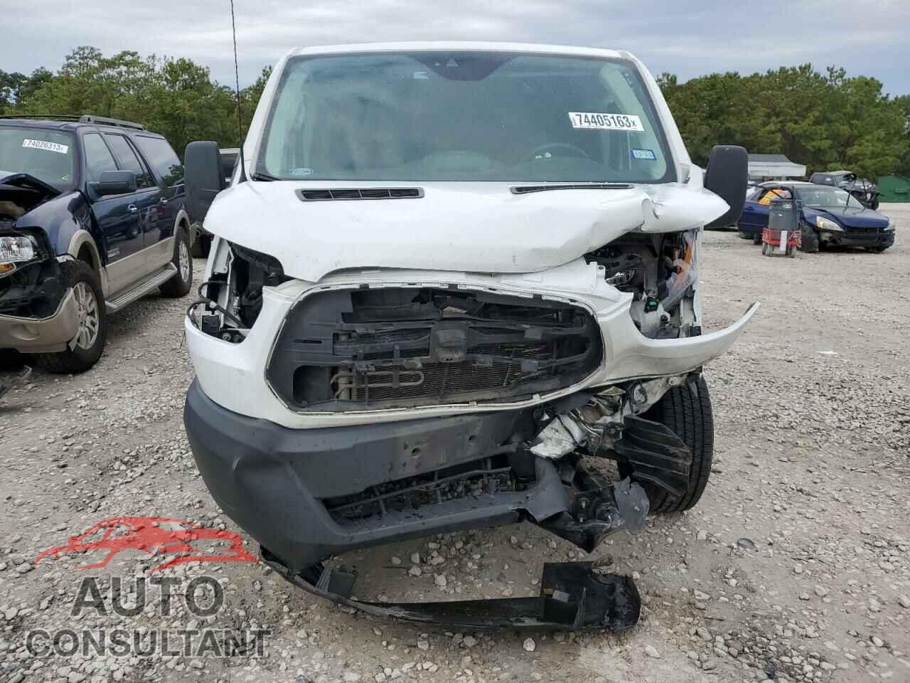 FORD TRANSIT 2018 - 1FTYR2YM3JKB45955