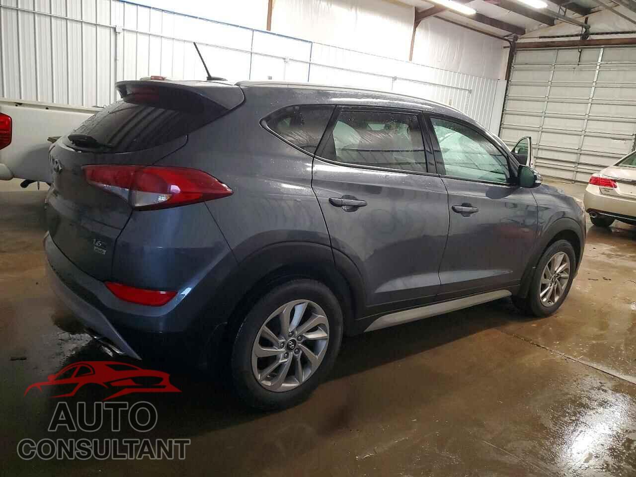 HYUNDAI TUCSON 2017 - KM8J3CA23HU387012
