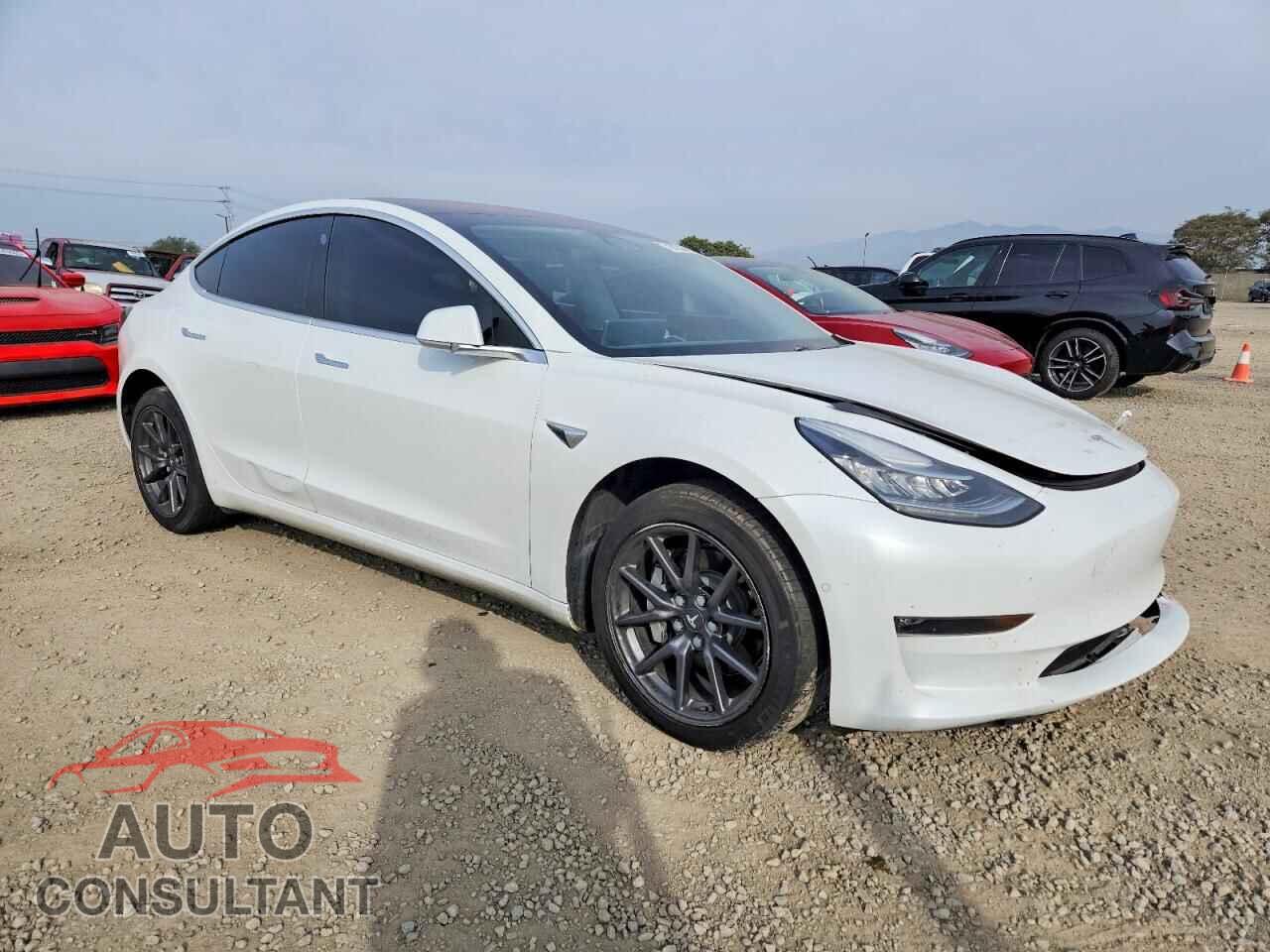TESLA MODEL 3 2018 - 5YJ3E1EA1JF010593