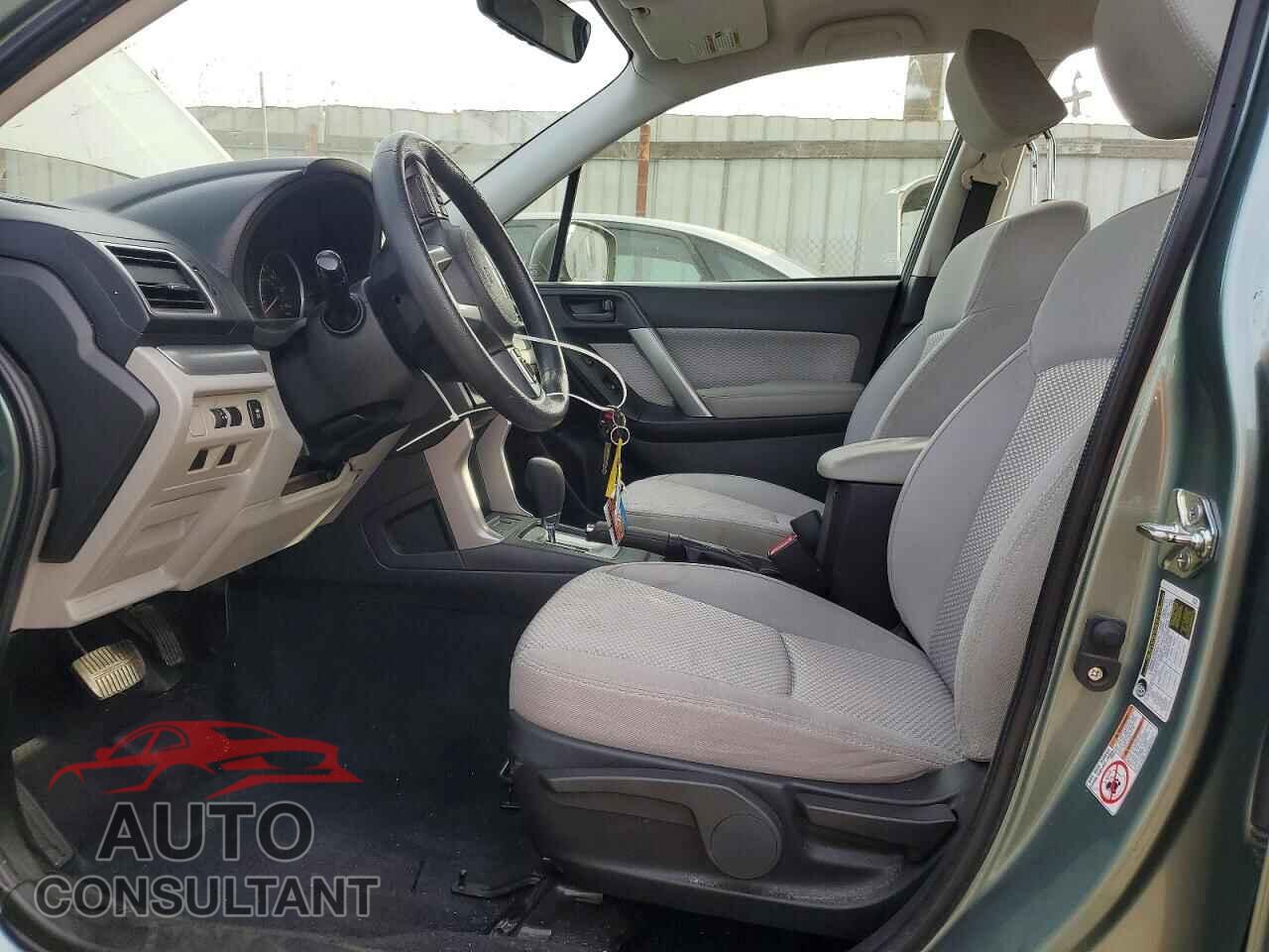 SUBARU FORESTER 2018 - JF2SJAAC2JH527983