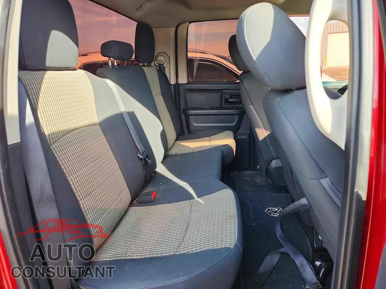 DODGE RAM 1500 2012 - 1C6RD6FT9CS331644