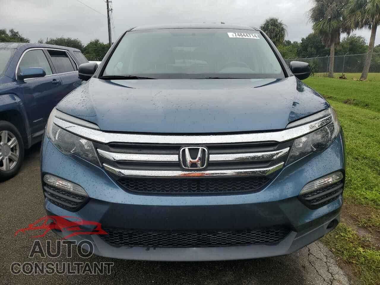 HONDA PILOT 2017 - 5FNYF5H17HB044005