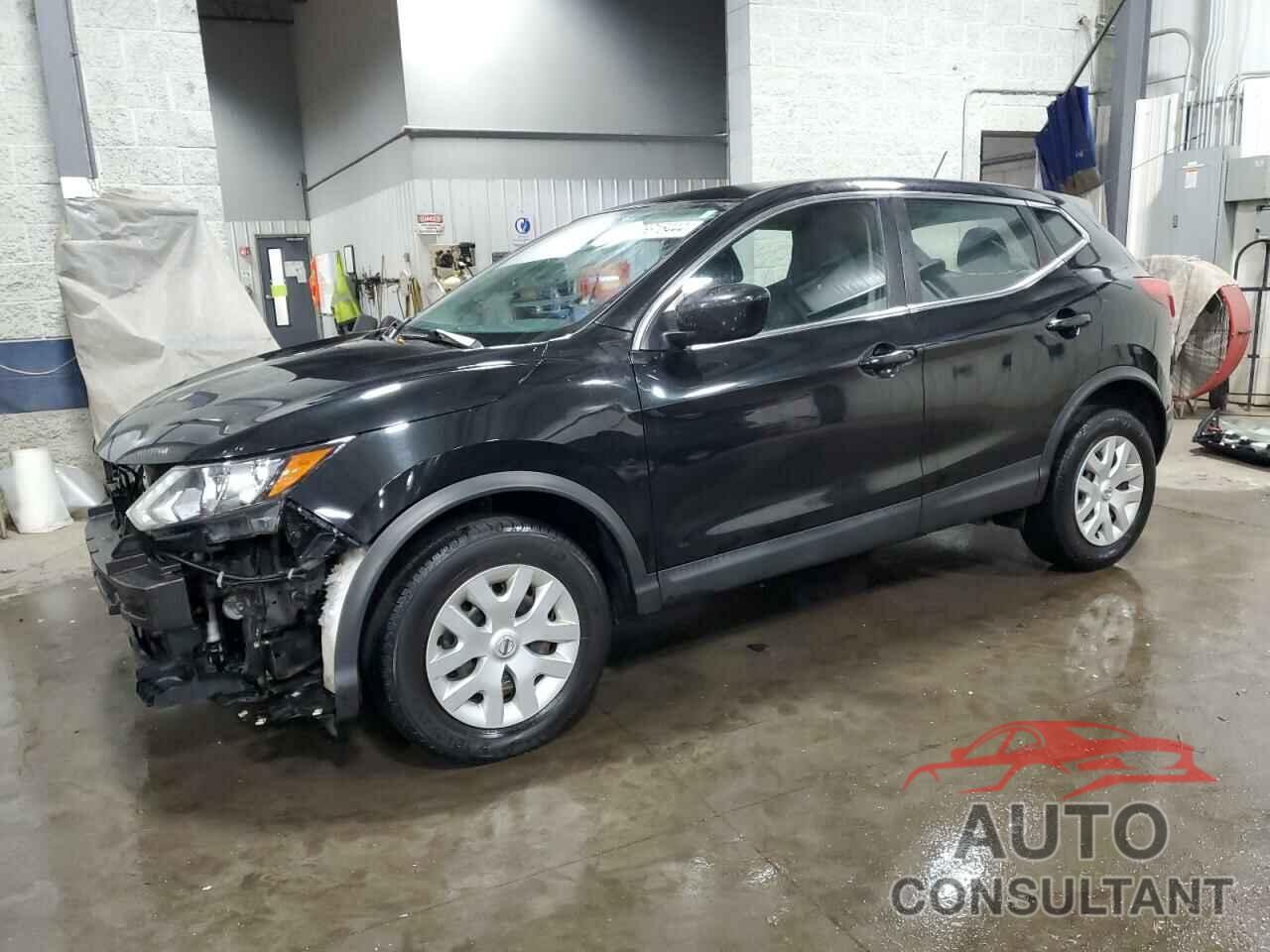 NISSAN ROGUE 2018 - JN1BJ1CP9JW156964