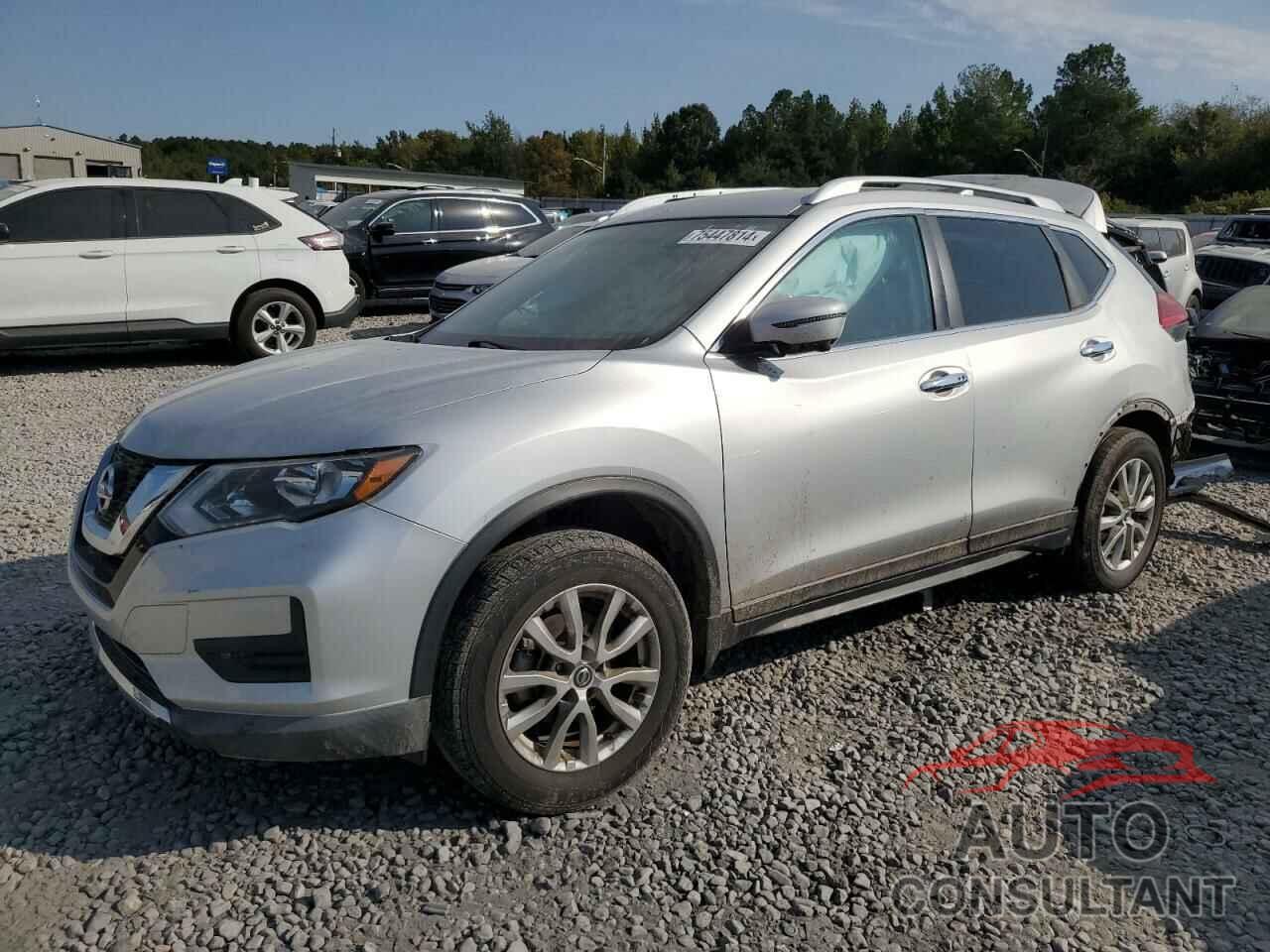 NISSAN ROGUE 2017 - KNMAT2MT7HP552092