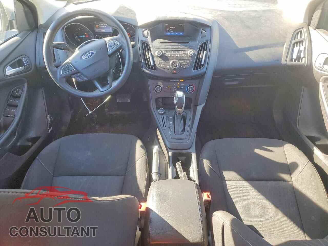 FORD FOCUS 2015 - 1FADP3F2XFL383207