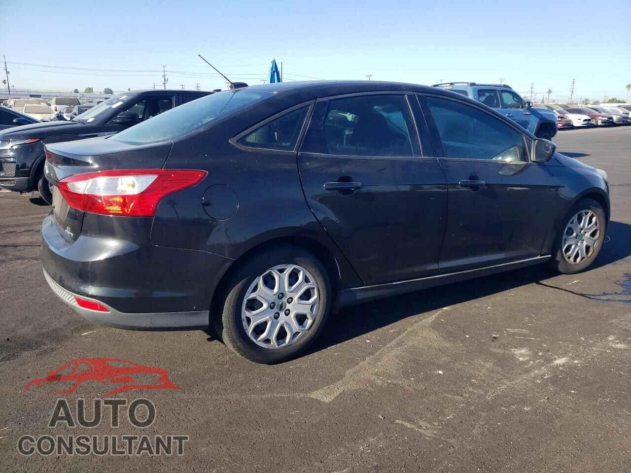 FORD FOCUS 2012 - 1FAHP3F2XCL444794