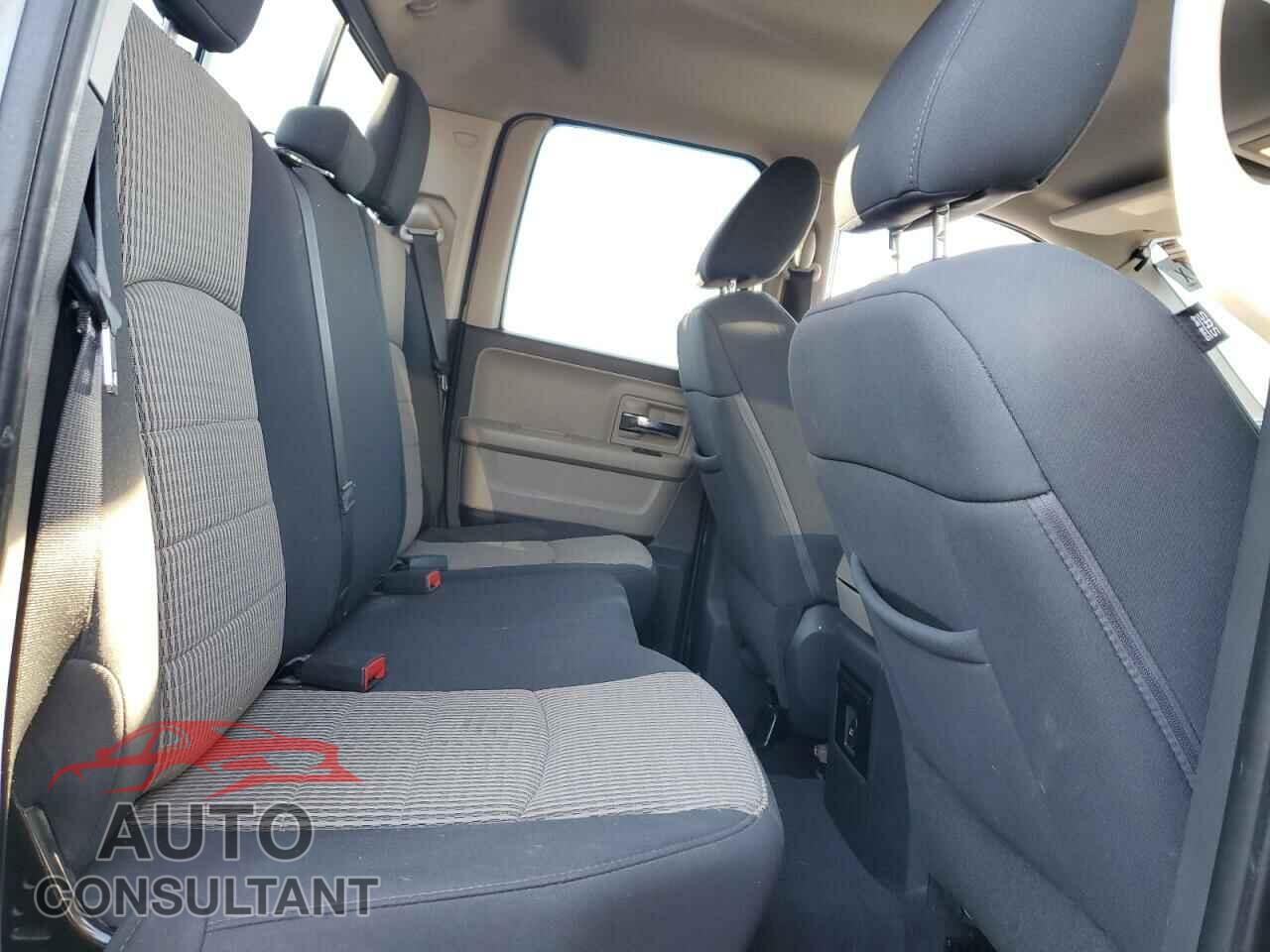 DODGE RAM 1500 2012 - 1C6RD7GT5CS215524