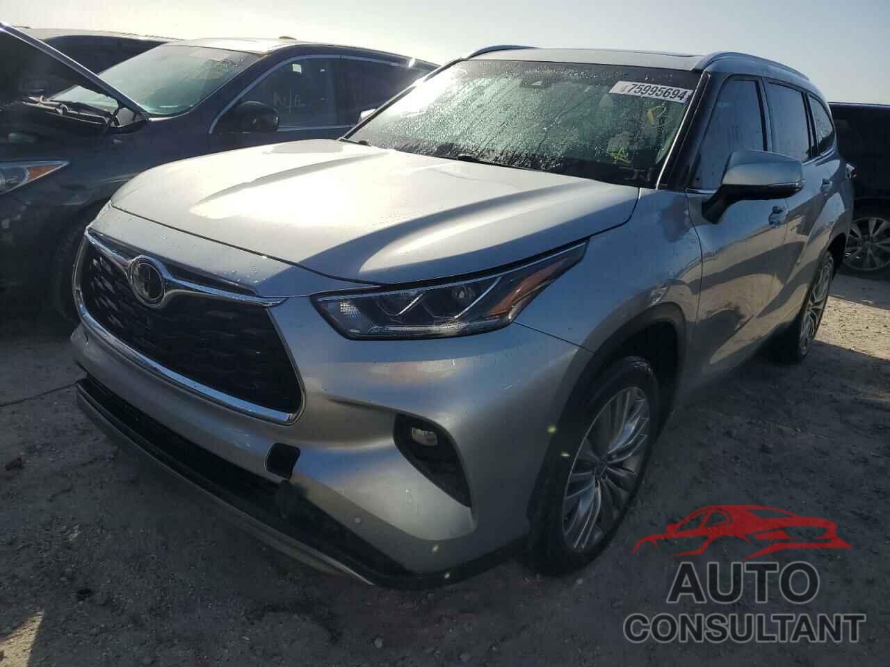 TOYOTA HIGHLANDER 2022 - 5TDFZRAH0NS109183