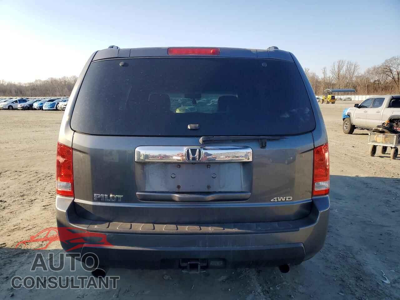 HONDA PILOT 2011 - 5FNYF4H64BB094468