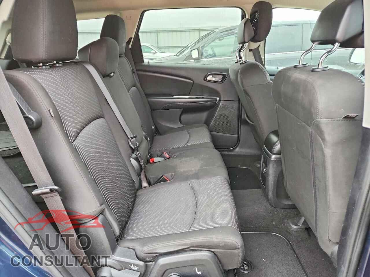 DODGE JOURNEY 2015 - 3C4PDCBB6FT709238